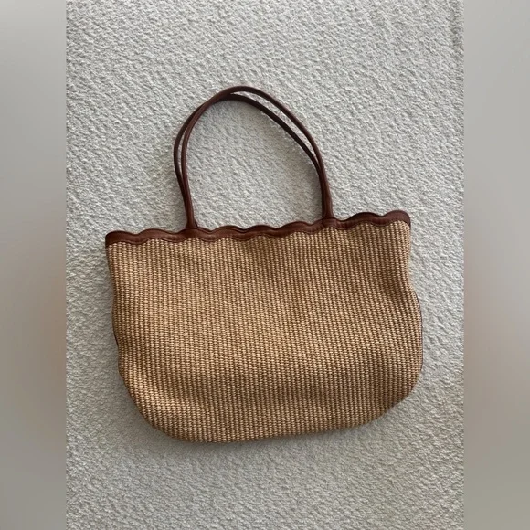 REFORMATION Isabella Tote - Picture 5 of 9